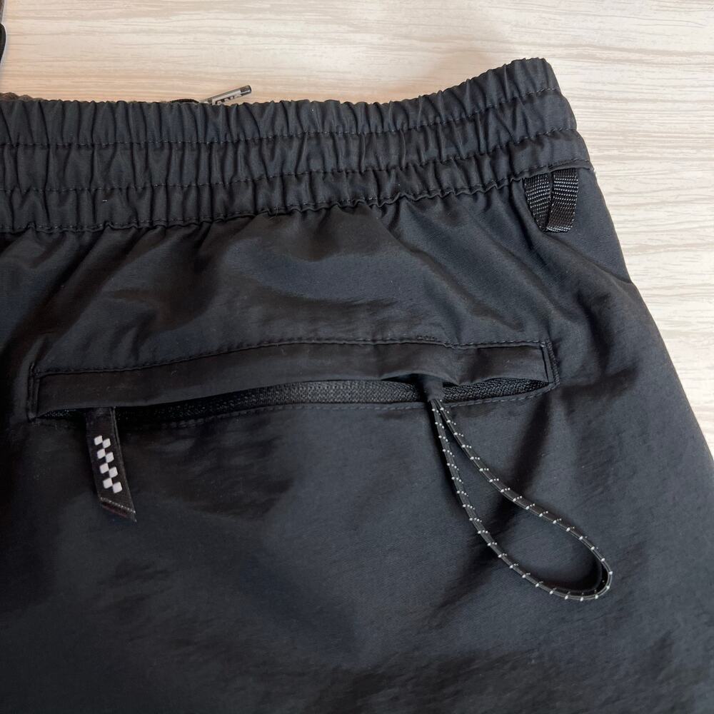 VANS 6" Swim Trunks Relaxed Fit 17" Outseam in Solid Black Men's XL - Picture 9 of 13